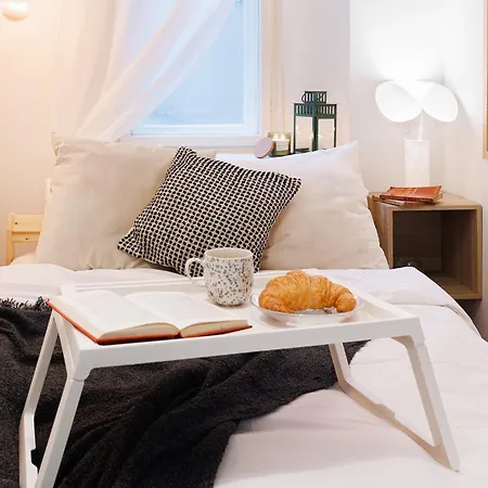 Apartment Musical Shelter Old Town Heart Renovated *